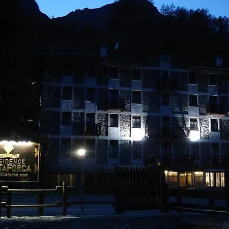 Bettaforca Aparthotel *